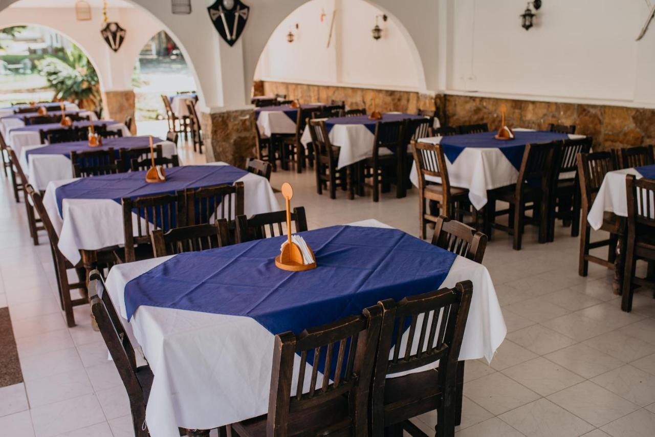 Hotel El Castillo Chinauta Zewnętrze zdjęcie